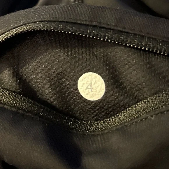 LULULEMON Run For Your Life Crop Mesh Ruffle Leggings Size 4 - Picture 5 of 5